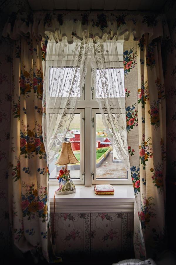 Hotel Heima I Stovu Hvalba Exteriér fotografie